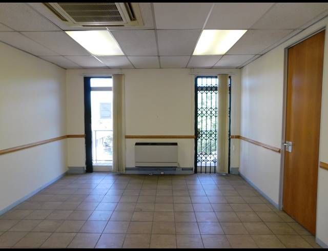 125M² OFFICE TO LET IN BORDEAUX